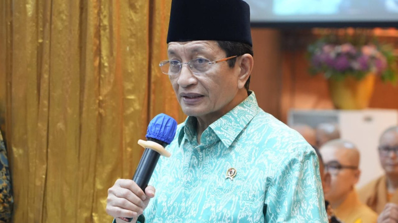 Menag Nasaruddin Umar: Waisak Momentum Menanamkan Kebajikan dan Wujudkan Perdamaian Dunia