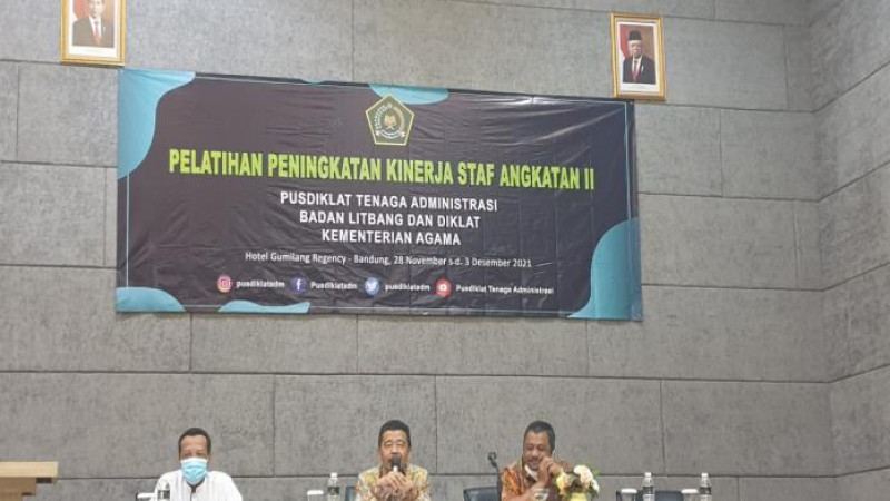 Peningkatan Kompetensi Melalui Pelatihan Peningkatan Kinerja Staf