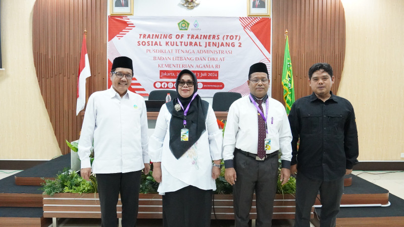 Tingkatkan Rasa Persatuan dan Kesatuan Melalui ToT Sosial Kultural